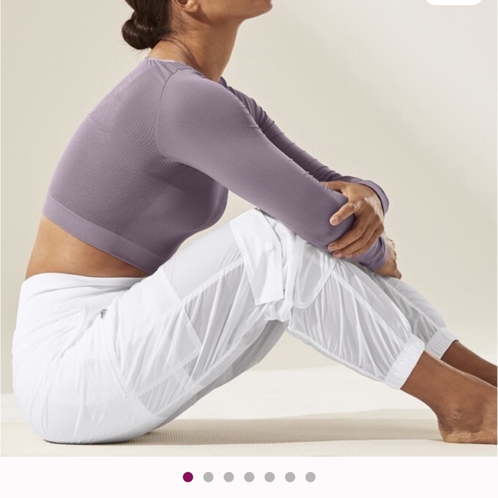 Athleta Parachute Cargo Pant size 8